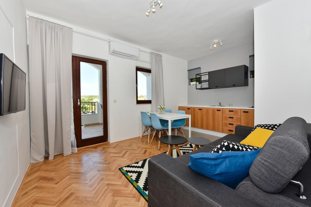 Mediterraneo Garden Apartments Petrčane Dış mekan fotoğraf