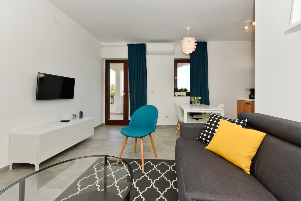 Mediterraneo Garden Apartments Petrčane Dış mekan fotoğraf